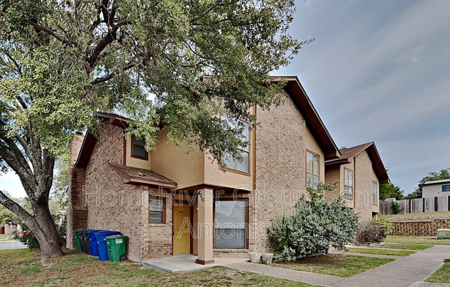 4910 ALI AVE