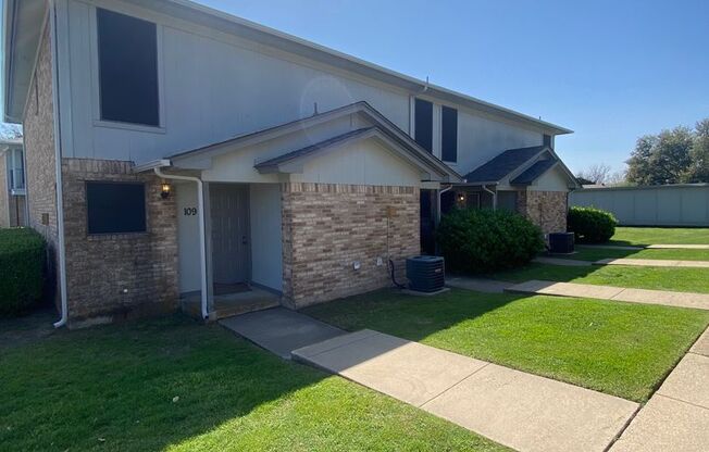 111 Vista Way