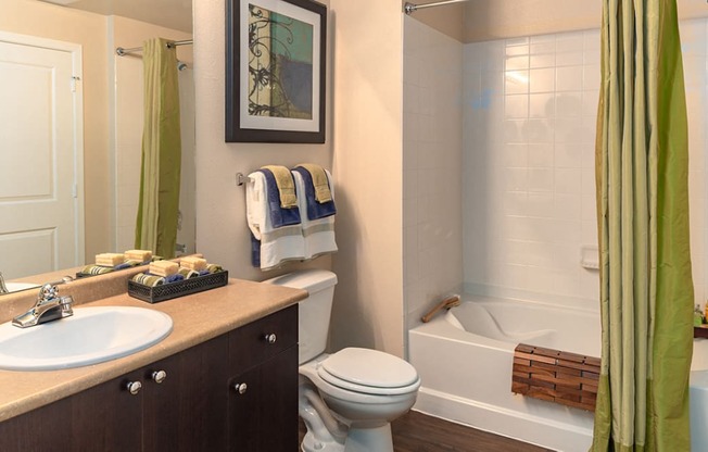 bathrooms at the callaway house austin