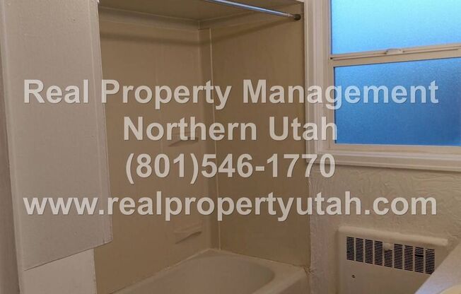 3 beds, 1 bath, $1,230