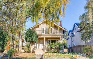 5216 15th Ave NE