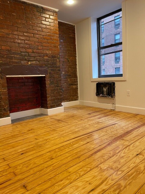 15 Stanton St 5C
