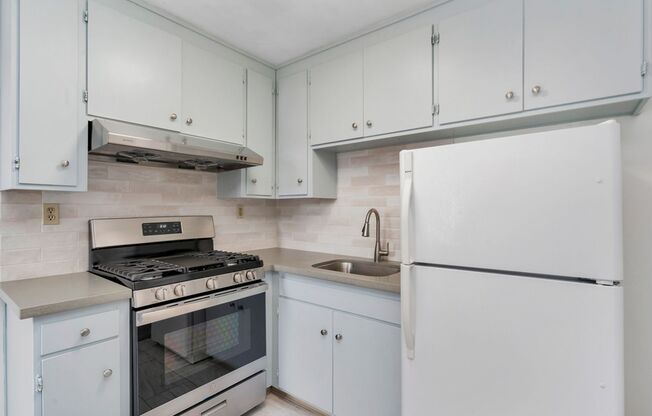 1 bed, 1 bath, $1,754, Unit A