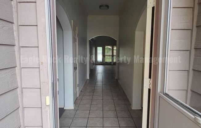 3 beds, 2 baths, $1,875