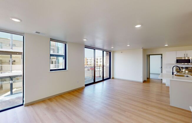 2 beds, 2 baths, 1,021 sqft, $1,740, Unit 6400-204