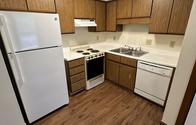 1 Bedroom 1 Bathroom Condo!