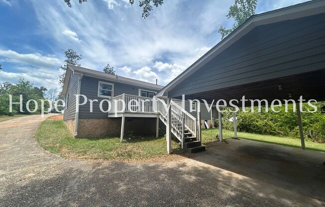 Newnan- 3 Bedroom 1 Bath House 168 Old Corinth Rd Unit A