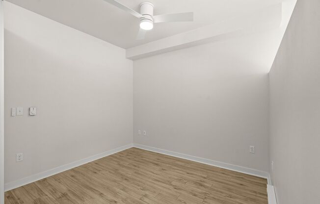 1 bed, 1 bath, 498 sqft, $1,725, Unit 428