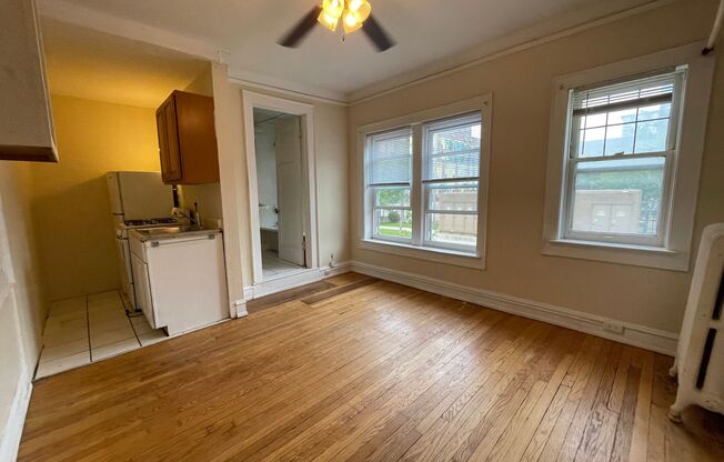 1303 Cass
