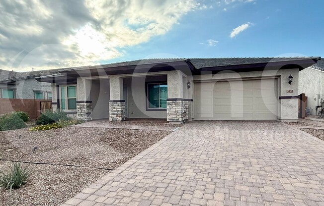 3355 E CONSTANCE WAY