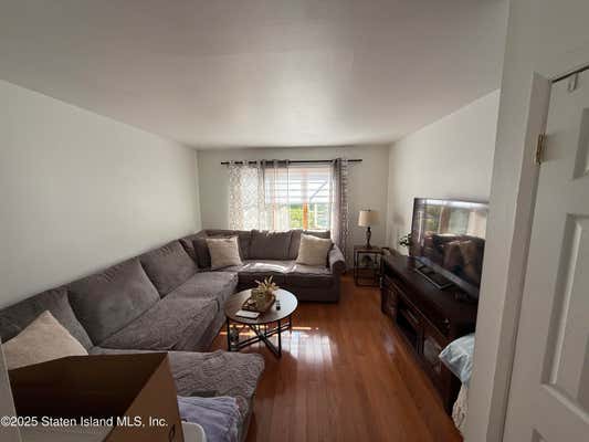 557 KLONDIKE AVE
