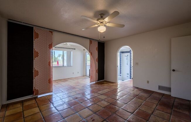 3 beds, 2 baths, $3,000