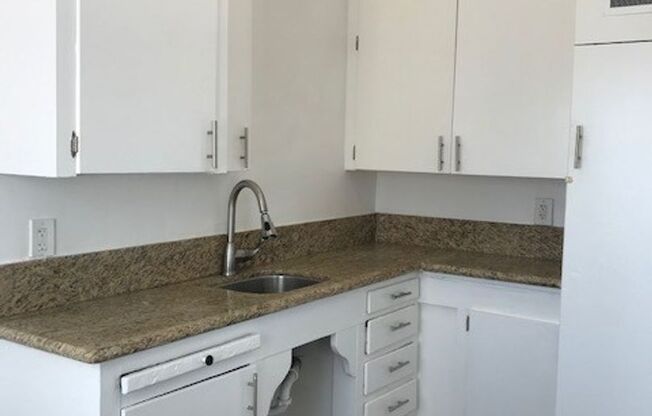 1 bed, 1 bath, 600 sqft, $1,745, Unit 127E10