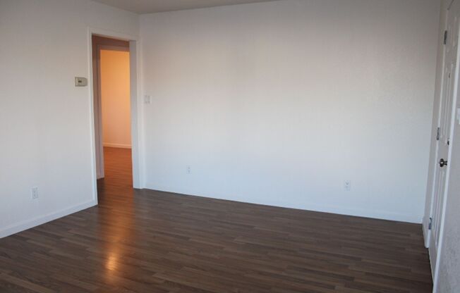 827-837 33rd St., Richmond, CA 94804