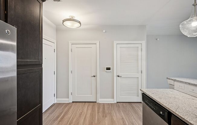 1 bed, 1 bath, 847 sqft, $2,889, Unit 6404