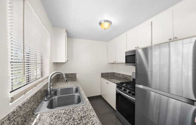 1 bed, 1 bath, 789 sqft, $1,895, Unit 1