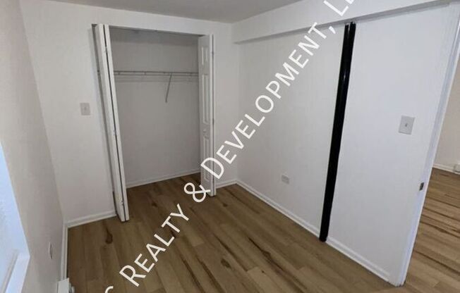 915 N MONTICELLO AVE