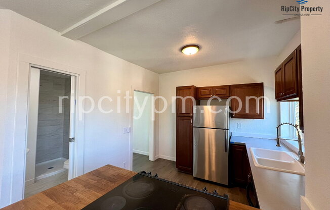 827 N LOMBARD ST