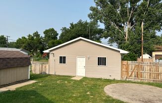 3 beds, 2 baths, $1,895