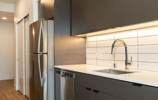 1 bed, 1 bath, 583 sqft, $1,695, Unit 407-MFTE