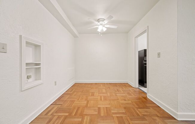 1 bed, 1 bath, 851 sqft, $1,000, Unit 306