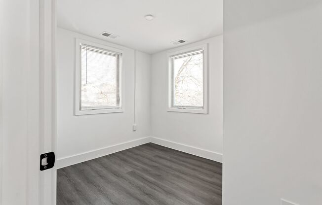 3 beds, 2 baths, 788 sqft, $3,580, Unit 6701-207