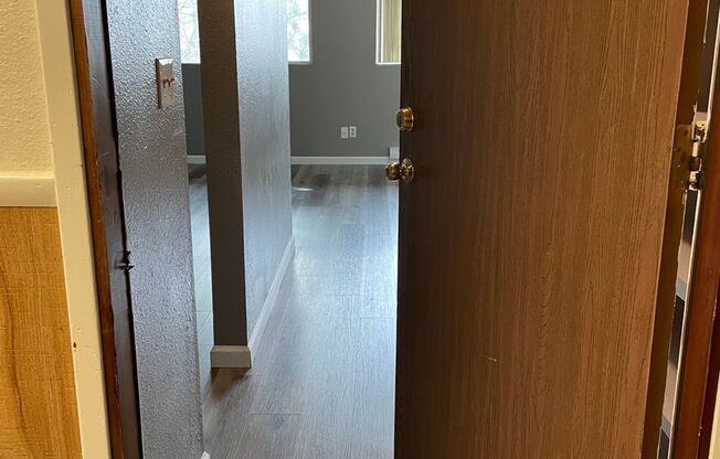 Studio, 1 bath, $800, Unit 53