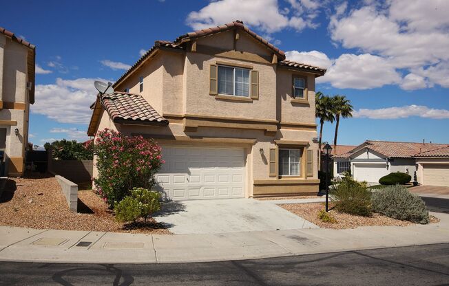 BEAUTIFUL NW 5 BEDROOM HOME IN GATED COMMUNITY