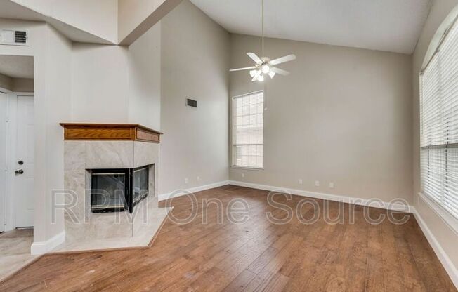 3009 LARKSPUR CT