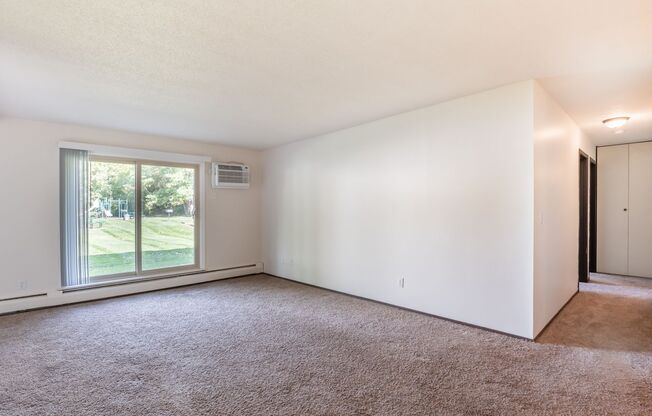 Oak Grove Apartments