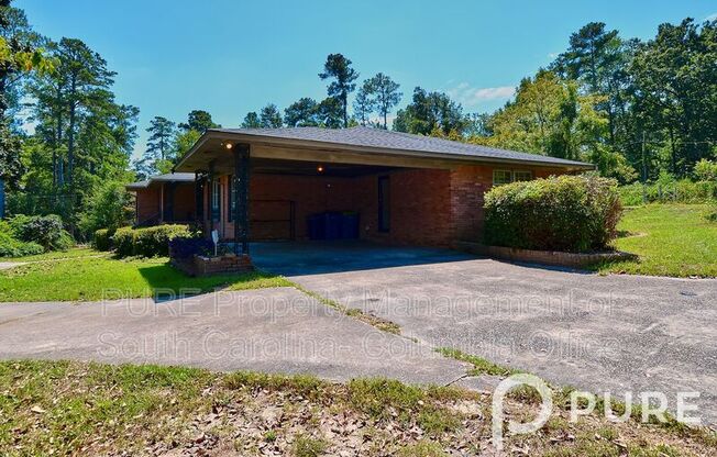 1631 FAIRLANE DR