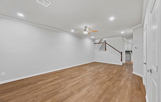 Gorgeous 4 Bedroom House With Two Primary Bedrooms!