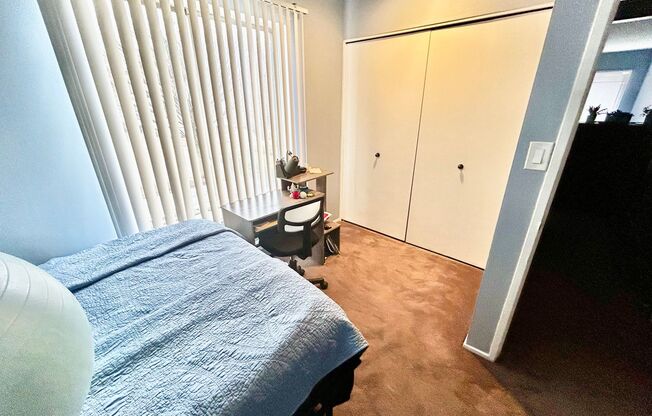 3 beds, 1 bath, 1,063 sqft, $3,675, Unit 08