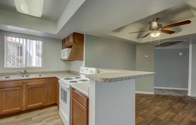 2 beds, 2 baths, 984 sqft, $1,700, Unit 113