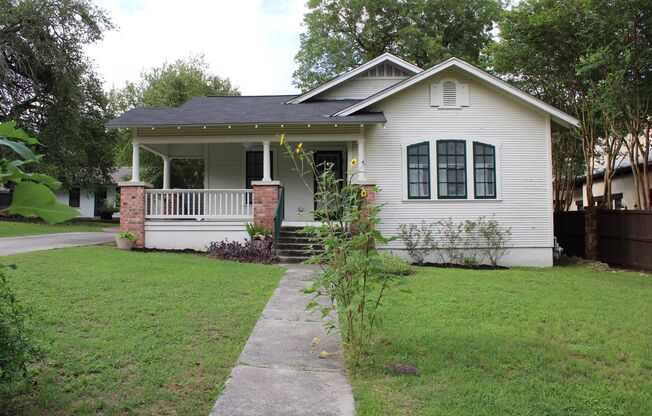 4-BEDROOM IN ALAMO HEIGHTS