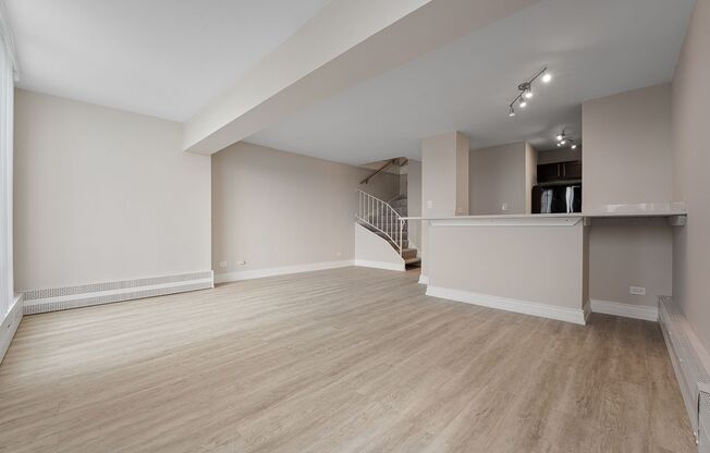 1 bed, 1.5 baths, 662 sqft, $2,400, Unit 26L