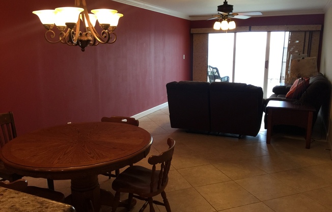 2 beds, 2 baths, $2,195, Unit Parking spot 6