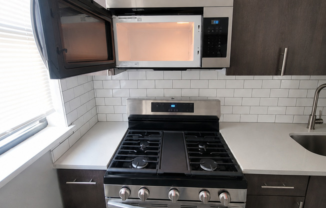 Cedar Court Apartments | Modern Renovated Apartments – Prime Location
