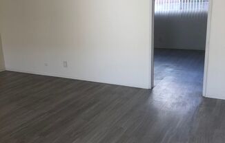 1 bed, 1 bath, 750 sqft, $2,100, Unit B