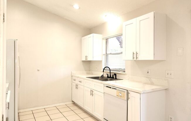 3 beds, 2 baths, $1,900