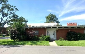 1501 POINSETTIA ST