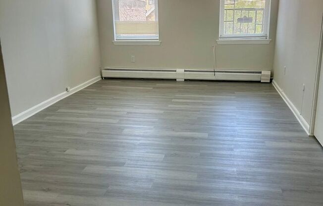 ONE MONTH FREE - Modern 1 BED Living in Guttenberg's Finest! (NO BROKER FEE!)