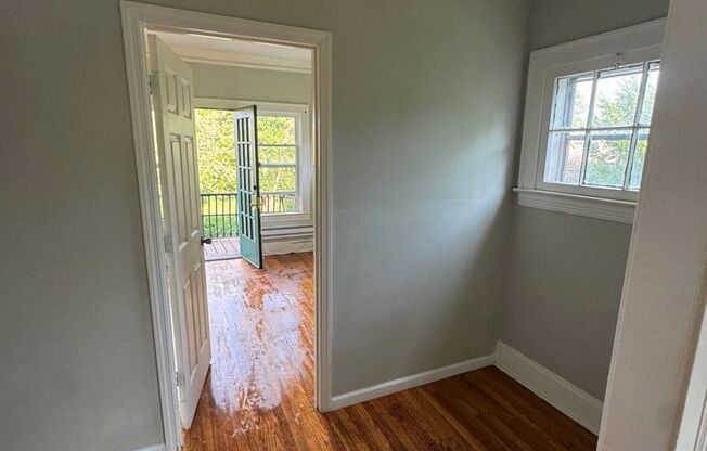 3424 E. 139th St. CLEVELAND, OH 44120