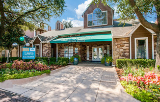 Seacrest Apartments
