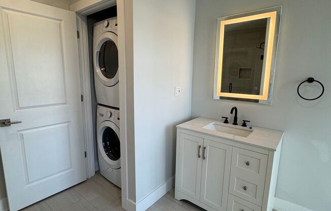 2 beds, 1 bath, 1,246 sqft, $1,495, Unit F300