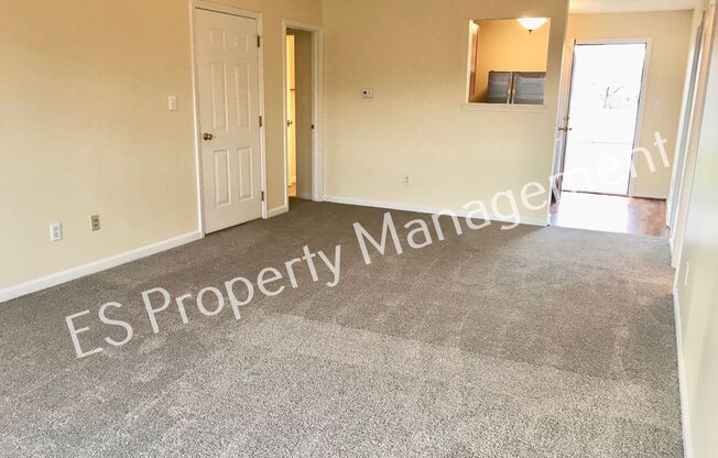 Great 3 Bedroom 2 Bathroom Ranch Style Home in Decatur!