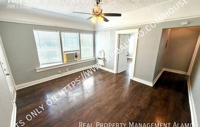 1409 W. Woodlawn Ave.