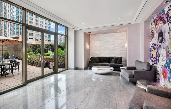 1 bed, 1 bath, 700 sqft, $4,900, Unit 5D
