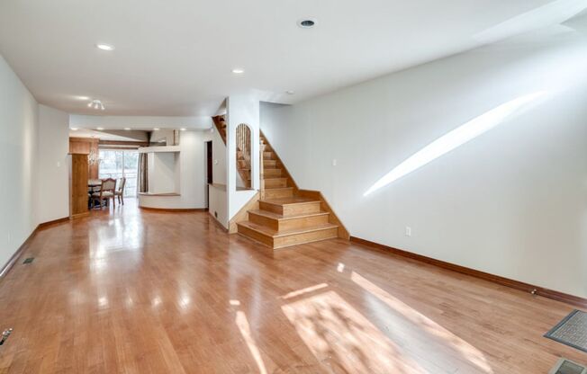Spacious Three Bedroom Graduate Hospital Home w/ Roof Deck!