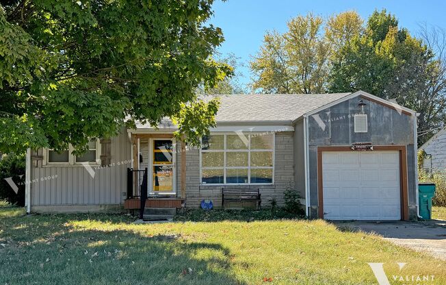 Small 2-Bedroom, 1-Bath Across From Pythian Castle